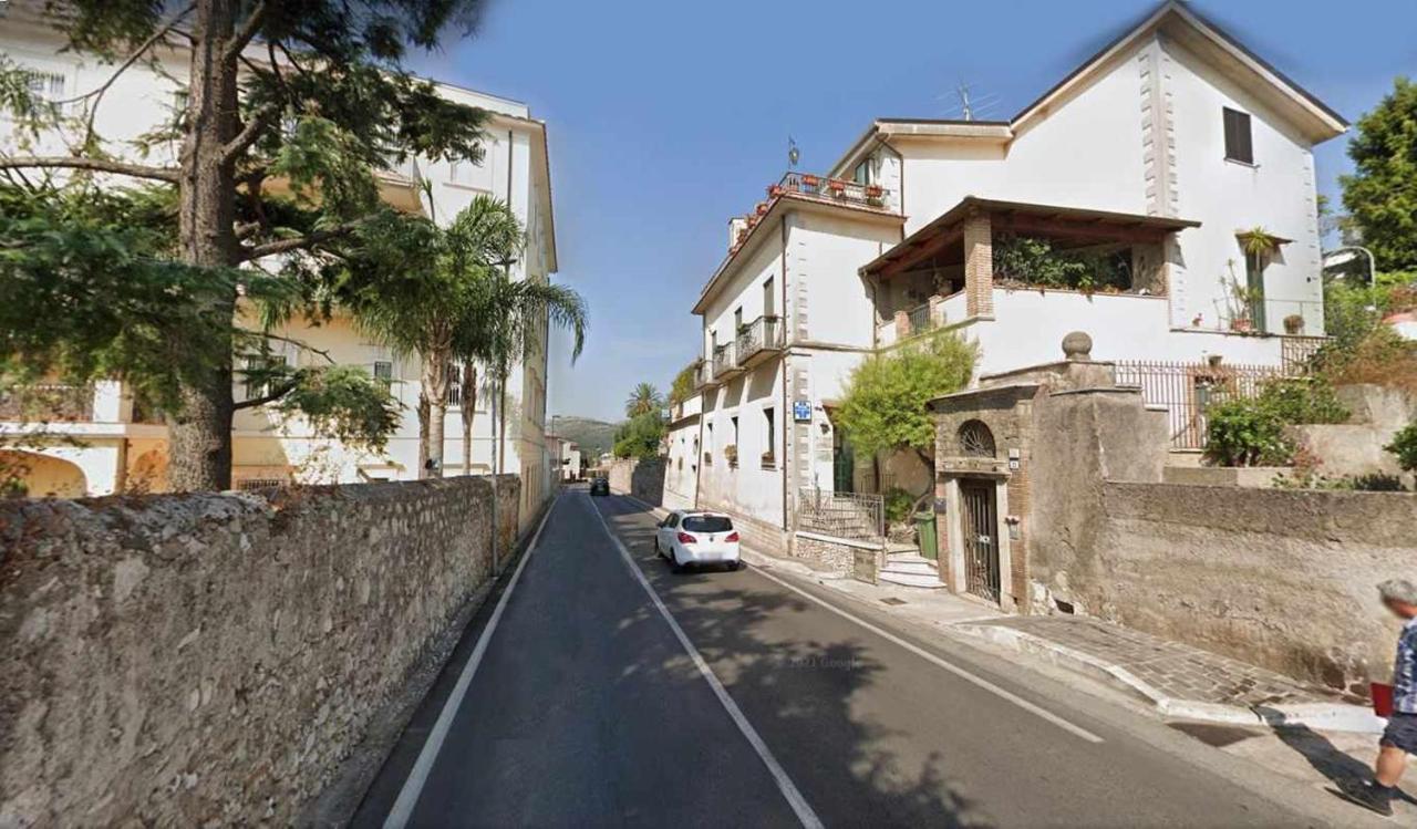 Casa Dinky Attico Con Terrazza Vista Mare Apartment Formia Exterior photo