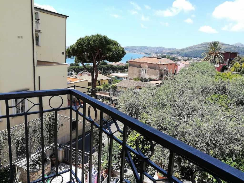 Casa Dinky Attico Con Terrazza Vista Mare Apartment Formia Exterior photo