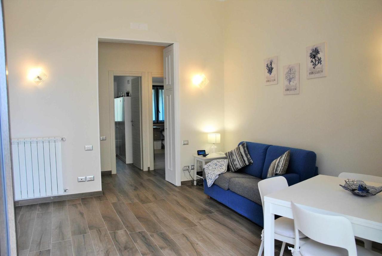 Casa Dinky Attico Con Terrazza Vista Mare Apartment Formia Exterior photo