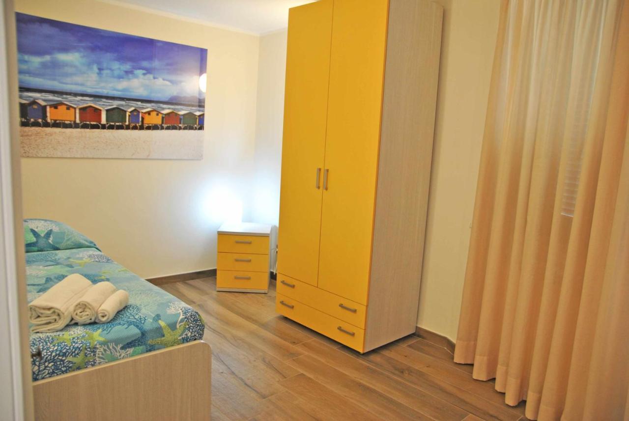 Casa Dinky Attico Con Terrazza Vista Mare Apartment Formia Exterior photo